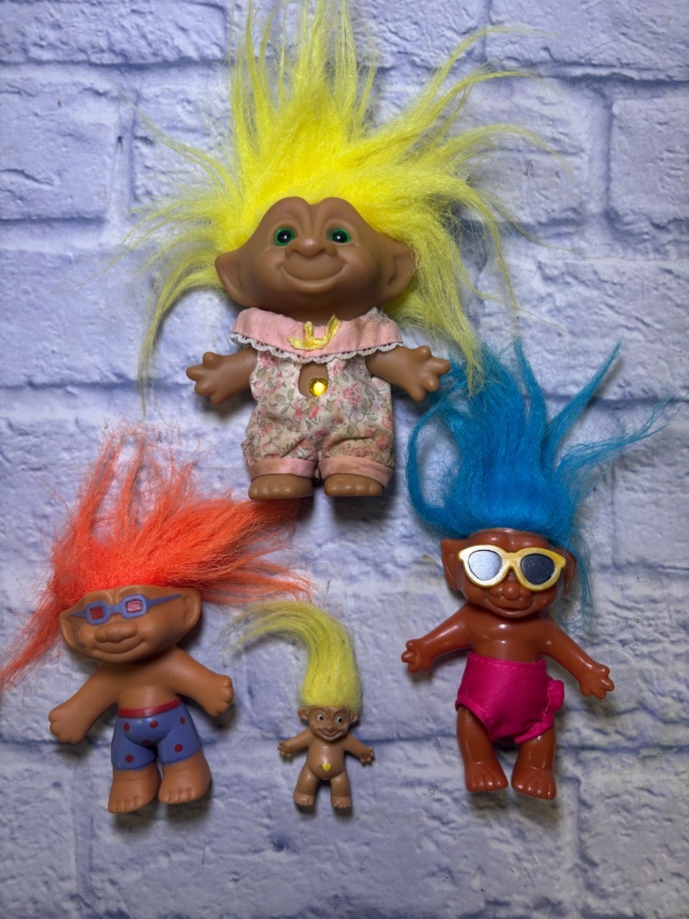 Vintage Lot of 4 Treasure Trolls Dolls 90’s Sun N Fun Burger King